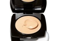 Avon Ideal Flawless Cream to Powder Foundation Compact