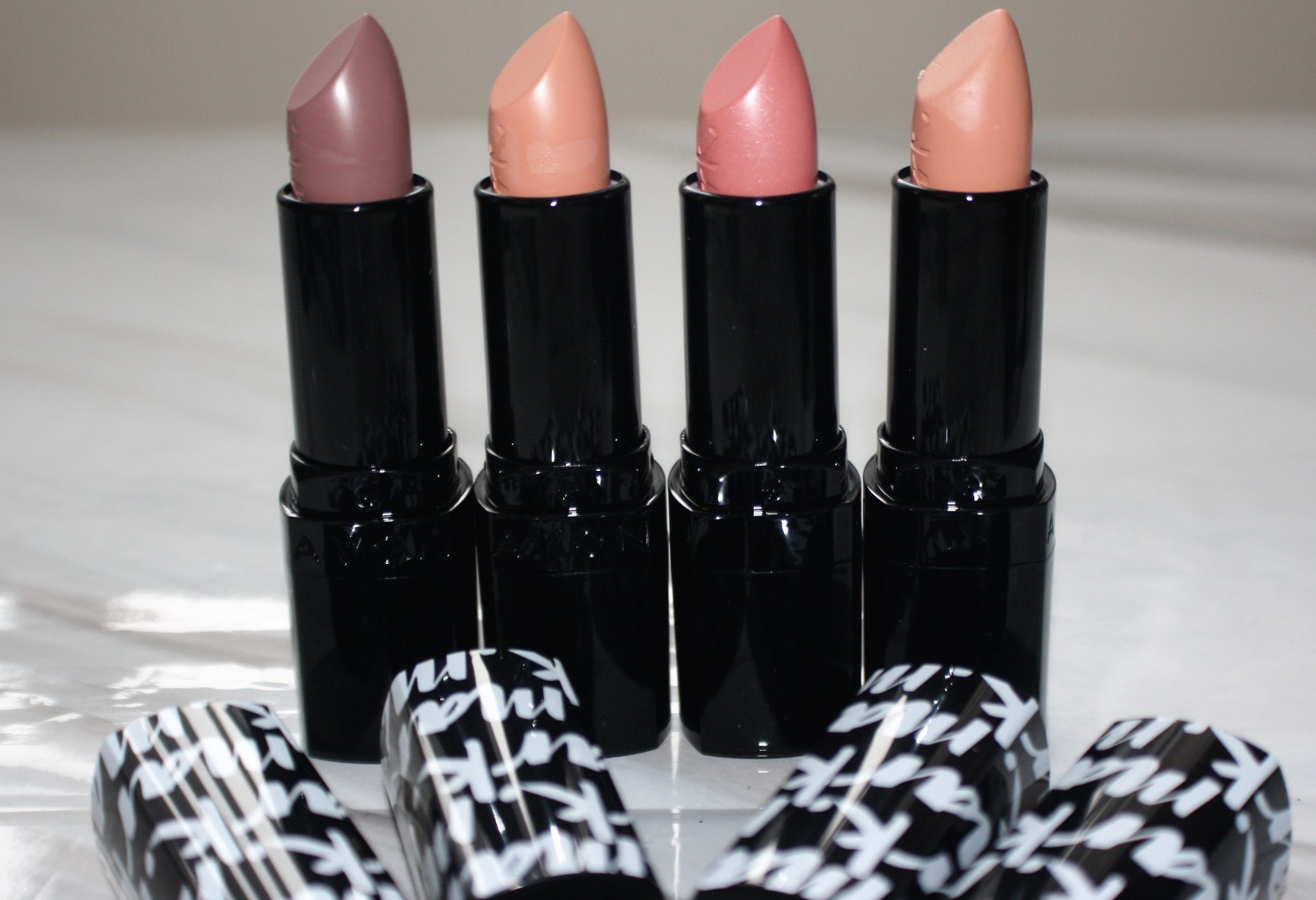 Avon mark. Epic lipstick the lipstick with built in primer Join Avon